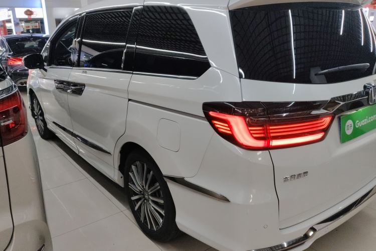 Used Honda Elysion 2022 2.0L eHEV Luxury Edition
