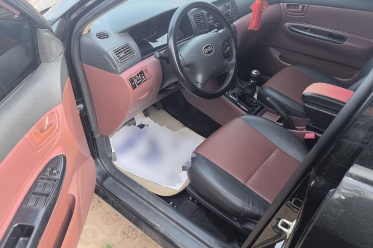 Used BYD F3 2012 Energy-Saving Model 1.5L Manual Comfort Version Driver Seat