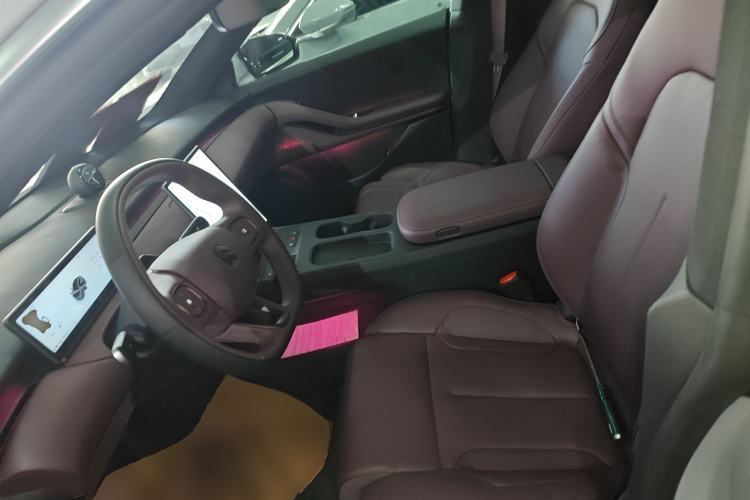Used Nio ET5 2024 75 kWh Left Front Seat