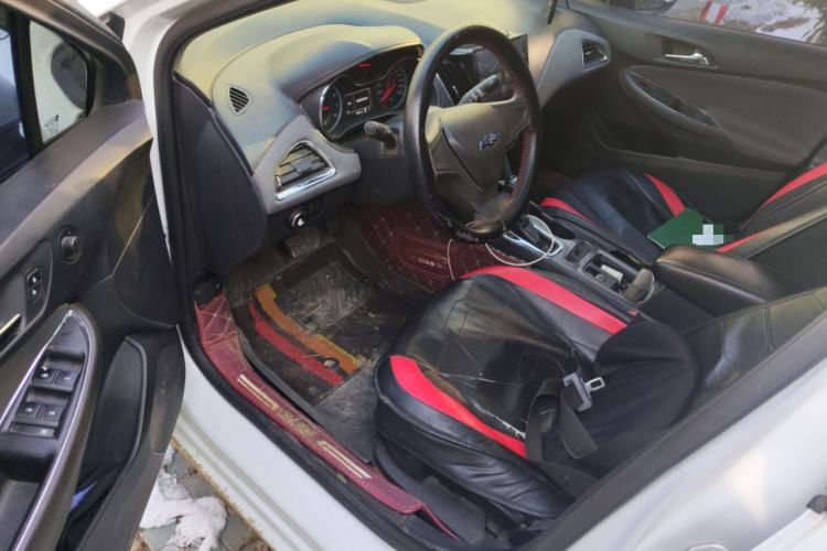 Used Chevrolet Cruze 2017 1.5L Automatic Pioneer Sunroof Edition