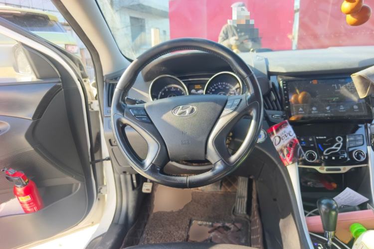 Used Hyundai Sonata 2013 2.4L Automatic Luxury Version China IV Standard