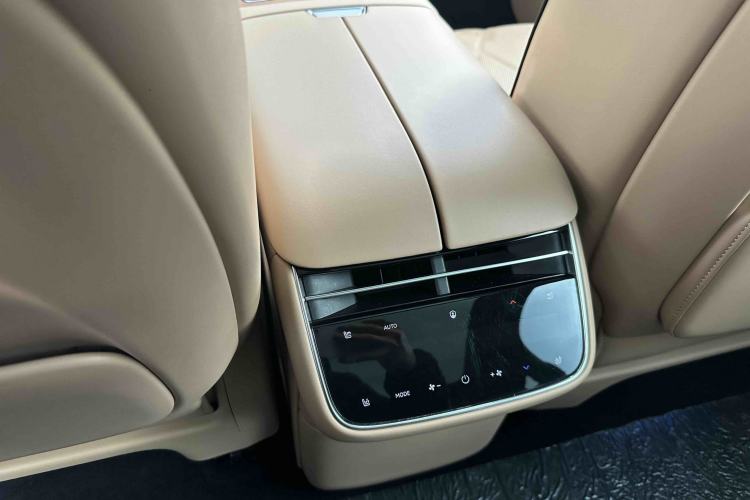 Used Hima Stelato S9 2024 All-Electric Ultra Four-Wheel-Drive Flagship Edition
