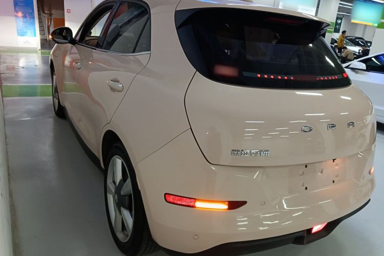 Used ORA Good Cat 2023 401 km Standard Range Comfort Version Lithium Iron Phosphate