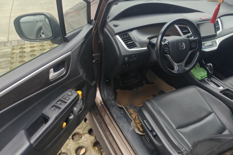 Used Honda Jade 2013 1.8L CVT Luxury Edition 5 seats
