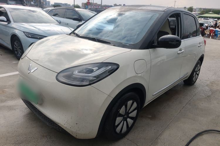 Used Wuling Bingo 2023 410 km Lingxi Deluxe Edition