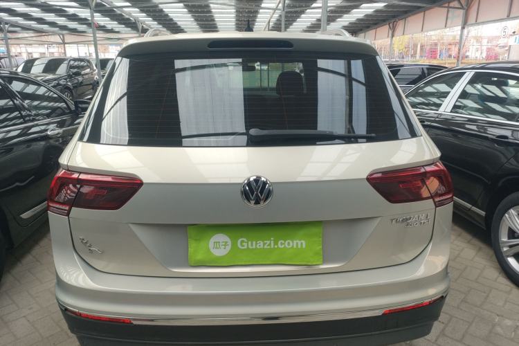 Used Volkswagen Tiguan L 2017 330TSI Automatic Two-Wheel Drive Flagship Edition Rear