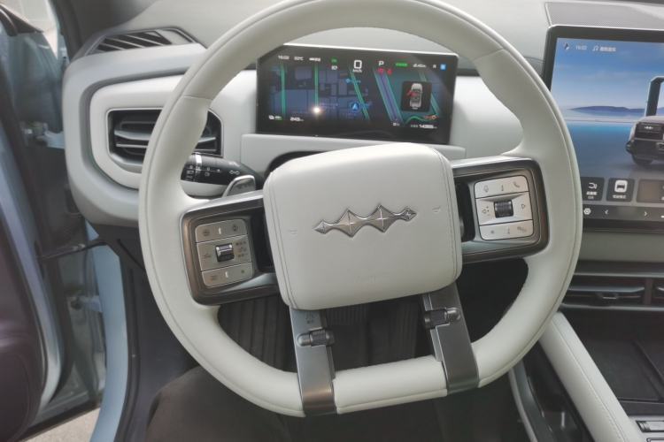 Used Formula Leopard Titanium 3 2025 501KM All-Wheel Drive Intelligent Driving Ultra Version