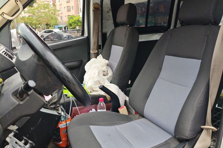 Used CHANGAN KAICHENG Ruixing M70 2019 1.5L Comfort Version 6-Seater China VI Standard Flat Roof Liftback Doors – DAM15KL Left Front Seat