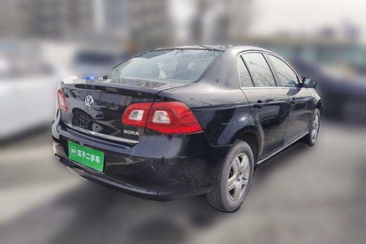 Used Volkswagen Bora 2011 1.6L Manual Fashion Edition
