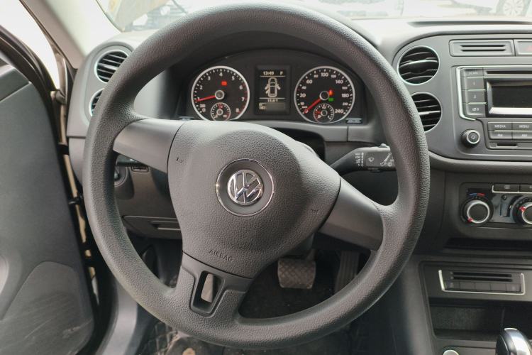 Used Volkswagen Tiguan L 2015 1.8TSI Automatic Two-Wheel Drive Trend Edition
