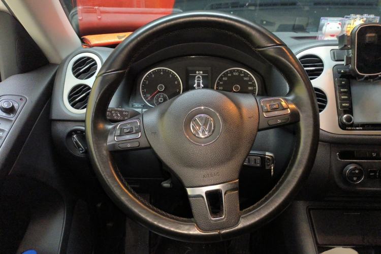 Used Volkswagen Tiguan 2013 1.8 TSI Automatic Two-Wheel Drive Comfort Edition Steering Wheel