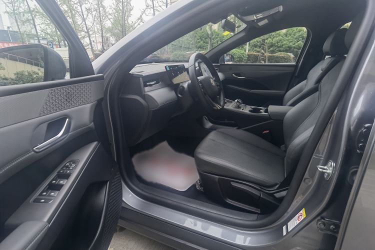 Used BYD Qin PLUS 2025 DM-i Smart Drive 55KM Leading Model
