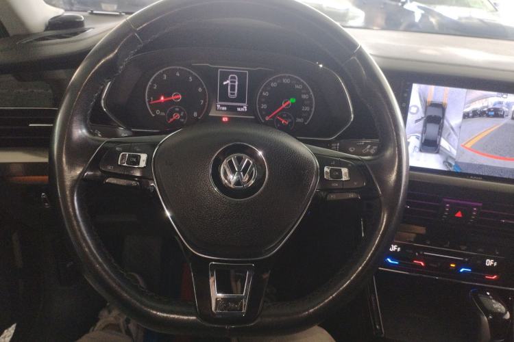 Used Volkswagen Passat 2020 330TSI Elite Edition China VI