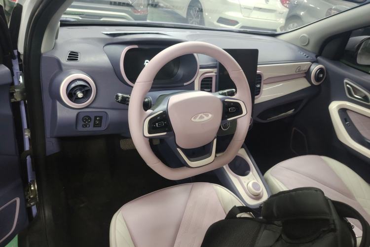 Used Chery Little Ant 2022 Revised Version Sweet Pink Edition Half-Sugar Version Lithium Iron Phosphate 30.7 kWh 30 kW 301 km
