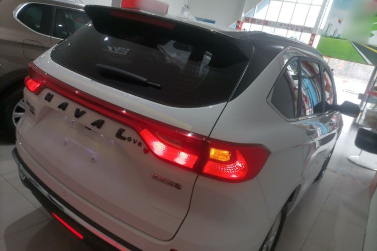 Used Haval M6 2021 PLUS 1.5T DCT Luxury Smart Connectivity Model