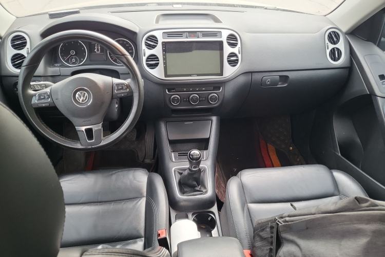 Used Volkswagen Tiguan 2015 1.8TSI Manual Two-Wheel-Drive Limited Edition
