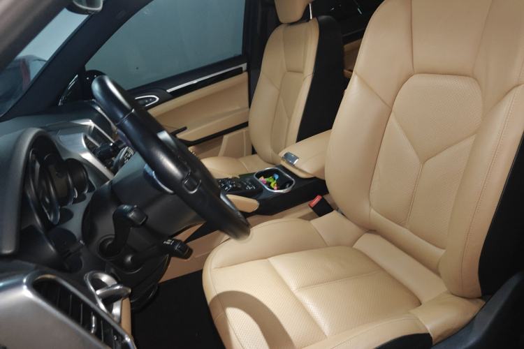 Used Porsche Cayenne 2014 Cayenne Platinum Edition 3.0T