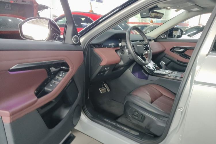 Used Land Rover Range Evoque 2023 Aurora L 249 PS Luxury Edition
