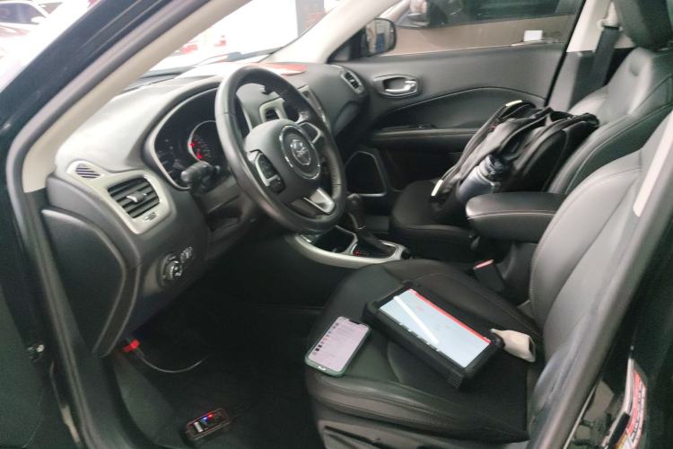 Used Jeep Compass 2019 200T Automatic Family Edition - Connected Large Screen Version

