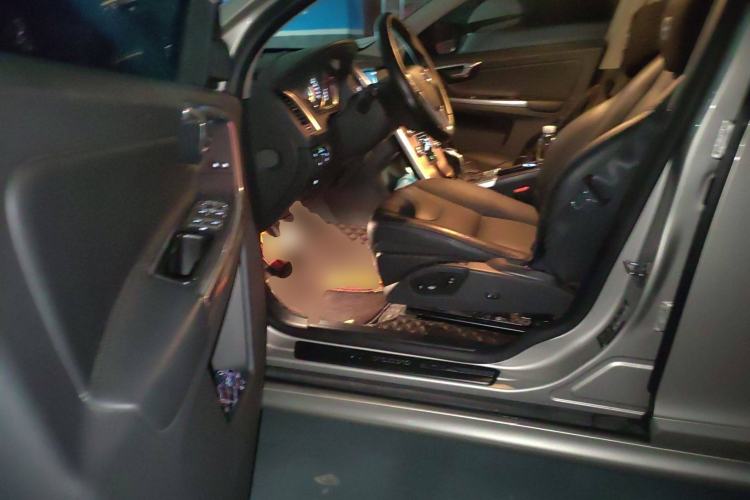 Used Volvo XC60 2016 T5 Smart Upgrade Model
