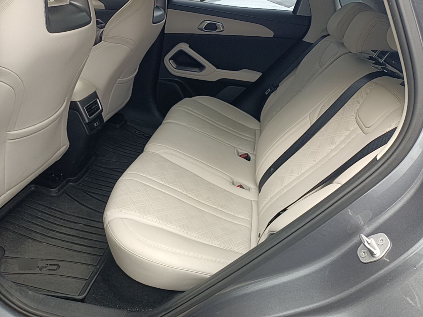 BYD Yuan UP 2025 Intelligent Driving Version 401 km Beyond-Range Edition — снимка 20
