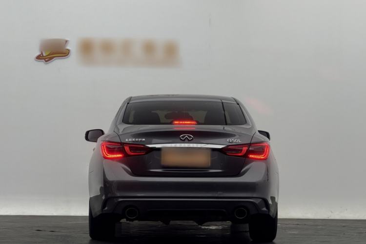Used Infiniti Q50L 2018 2.0T Comfort Edition China VI Standard
