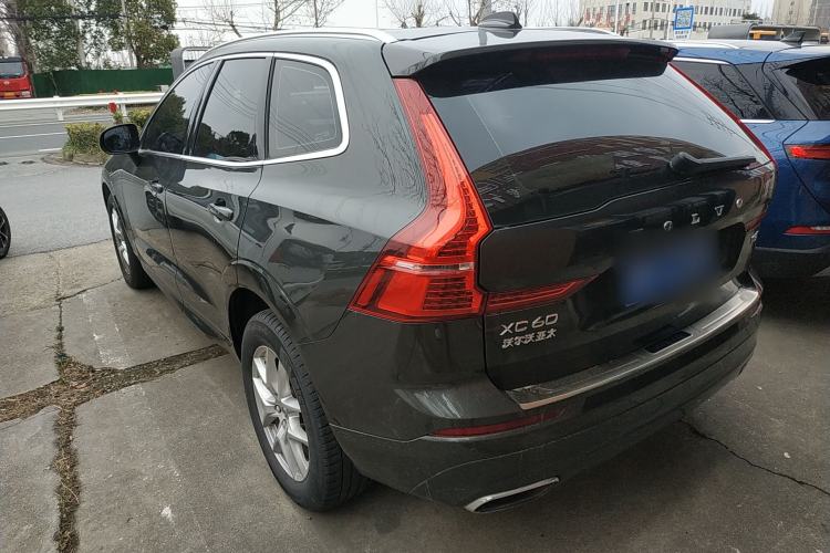 Used Volvo XC60 2019 T5 4x4 Smart Edition China VI Standard
