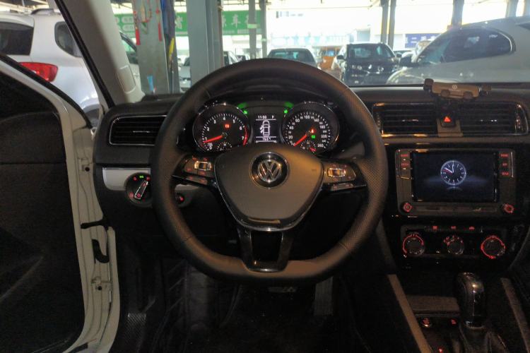 Used Volkswagen Sagitar 2018 280TSI DSG Ignite Edition Steering Wheel