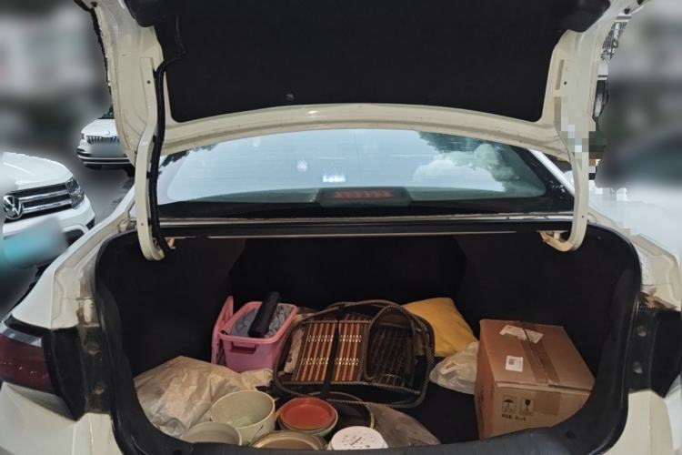 Used Venucia D60 2018 1.6L CVT Smart Connect Elite Edition
