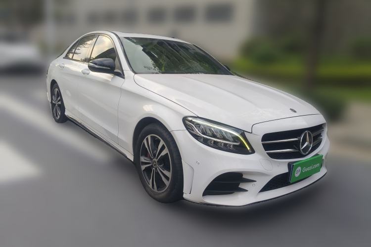 Used Mercedes-Benz C-Class 2020 C 260 Sport Edition Front Right 45 Deg