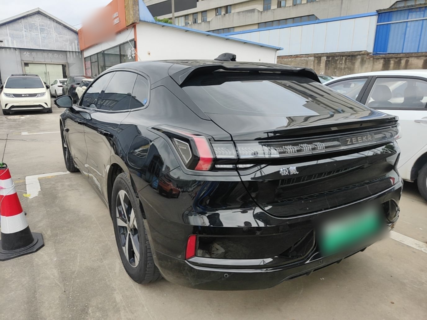Zeekr 001 2023 WE Edition 100 kWh — снимка 4