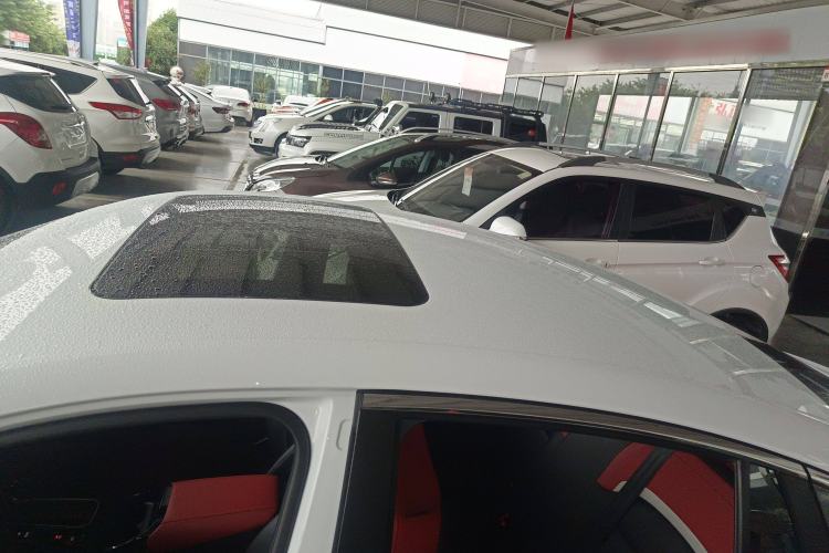 Used MG 5 2022 180 DVVT CVT Youth Luxury Edition
