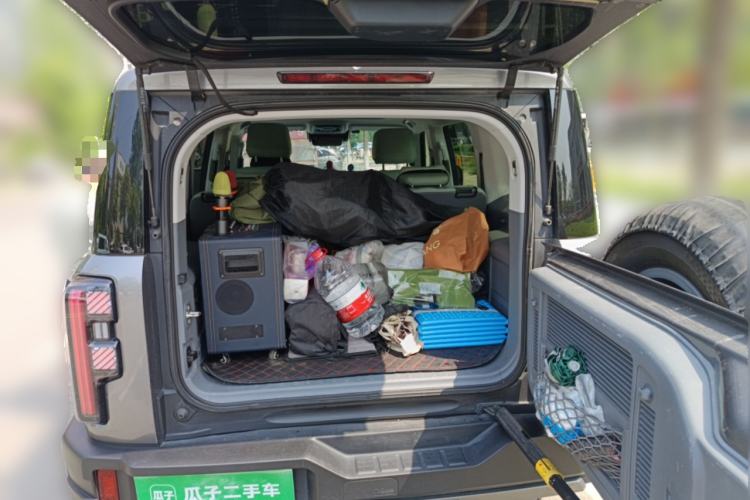 Used BAIC Off-Road BJ40 2024 2.0T All-New Urban Hunter Edition Chivalrous Style
