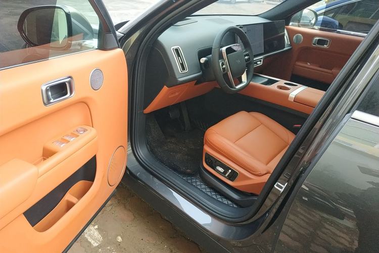 Used Li Auto L7 2023 Pro Model
