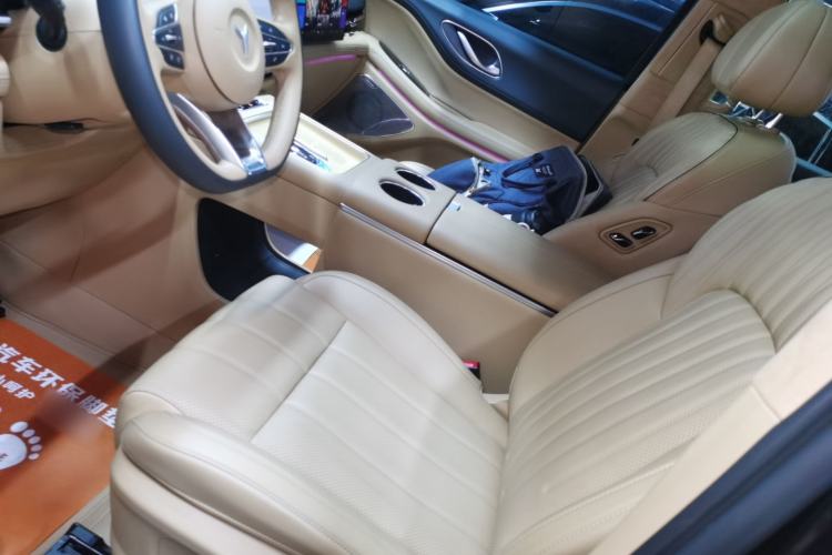 Used VOYAH Dream 2025 PHEV Four-Wheel-Drive Flagship Kunpeng Edition