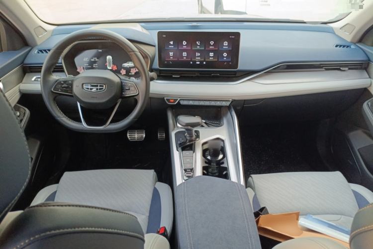 Used Geely Auto Preface 2021 Revised Version 2.0TD Luxury Edition Center Console