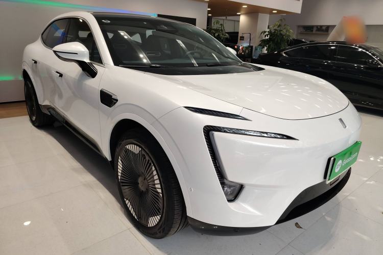 Used Avatr 11 2023 Long-Range Single-Motor Version 5 Seats