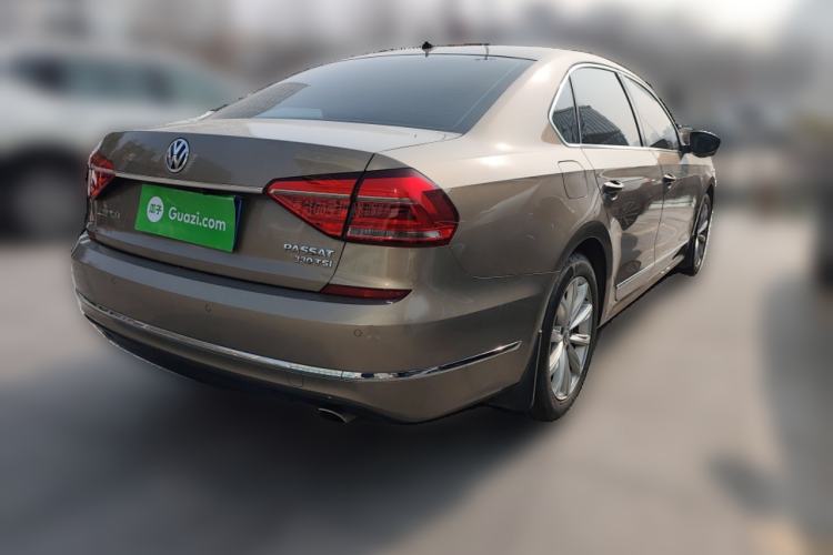 Used Volkswagen Passat 2016 330TSI DSG Luxury Edition Rear Right 45 Deg