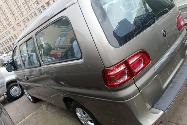 Used FORTHING Lingzhi 2024 M5L 1.5T Manual Base Model 7 Seats
