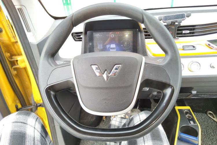 Used Wuling Hongguang MINIEV 2021 Macaron Premium Model – Lithium Iron Phosphate