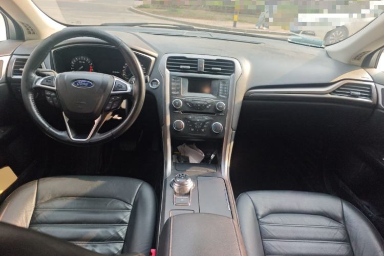 Used Ford Mondeo 2017 EcoBoost 180 Stylish Model Interior 2