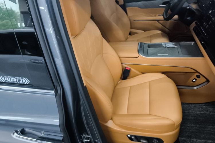 Used Wey Gaoshan 2025 Four-Wheel Drive Alpine 8
