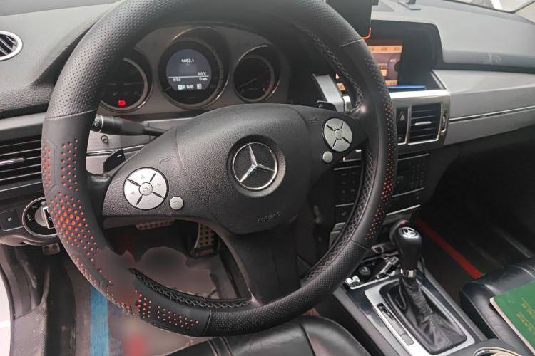 Used Mercedes-Benz GLK-Class 2012 GLK 300 4MATIC Luxury Model