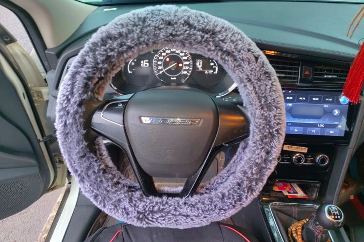 Used Venucia D60 2021 1.6L Entry Manual Comfort Edition Steering Wheel