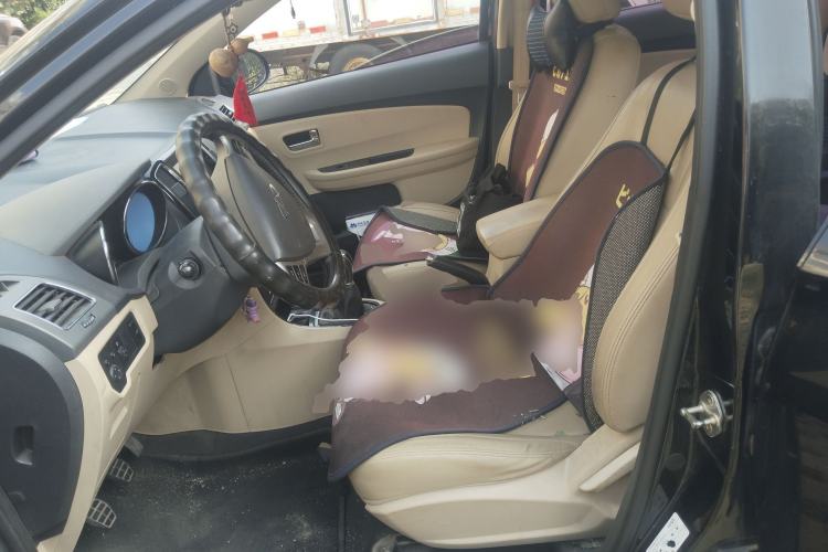 Used Chery E3 2013 1.5L Manual ZhiShang Model
