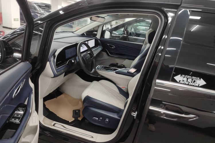 Used SAIC MAXUS G90 2022 2.0T Interstellar Flagship Edition