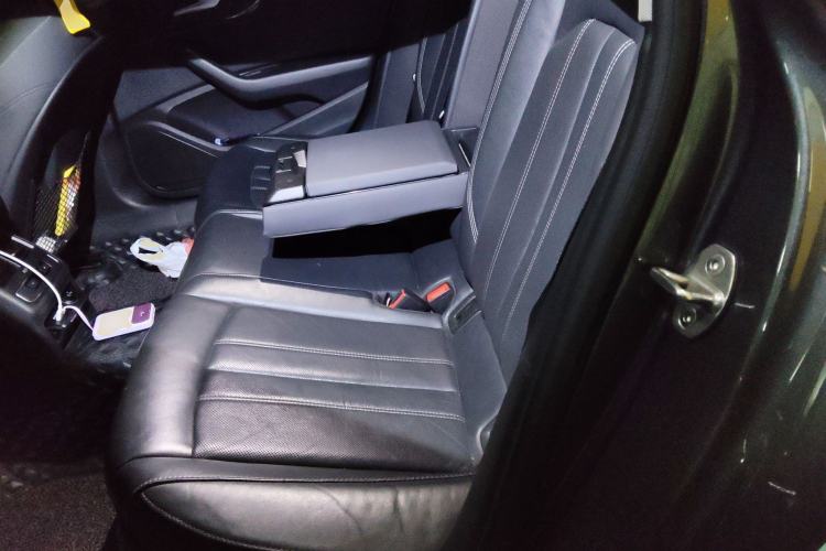 Used Audi A4L 2020 40 TFSI Luxury Dynamic Model
