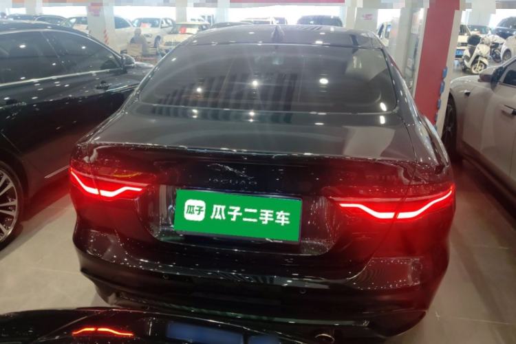 Used Jaguar XEL 2025 2.0T 250 PS R-DYNAMIC 90th Anniversary Edition
