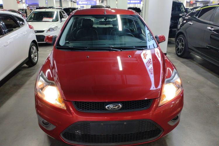 Used Ford Focus 2013 Hatchback Classic 1.8L Manual Base Model