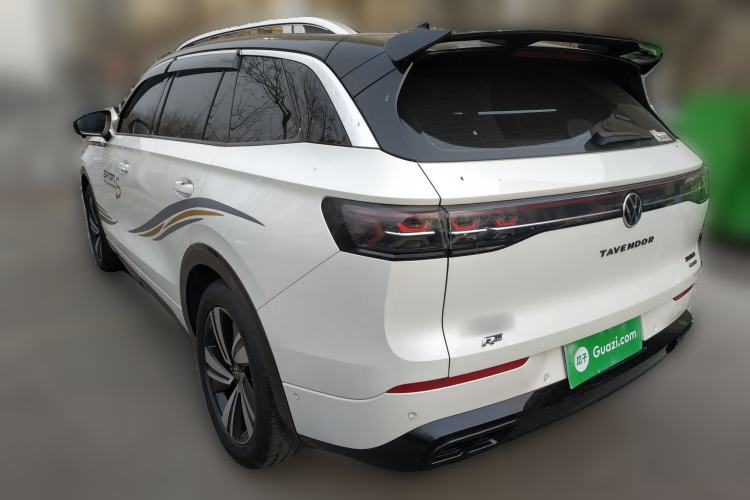 Used Volkswagen Tavendor 2024 380TSI All-Wheel Drive R-Line Cruise Edition
